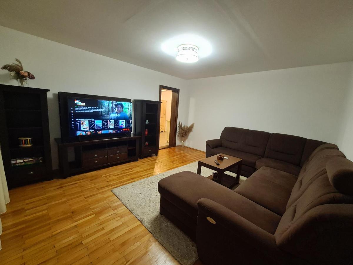 Clasic Apartment Nufarul Oradea Εξωτερικό φωτογραφία