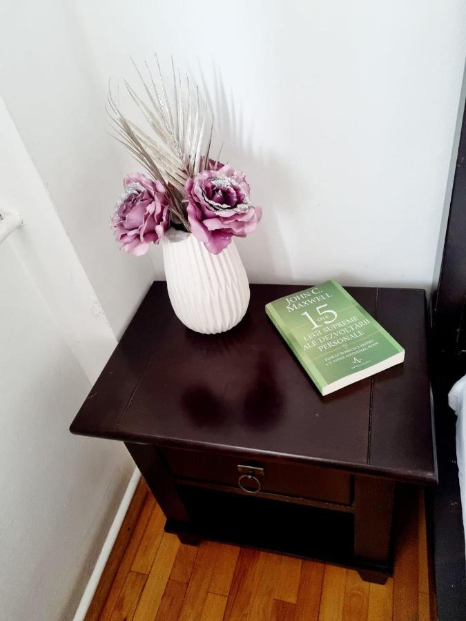 Clasic Apartment Nufarul Oradea Εξωτερικό φωτογραφία