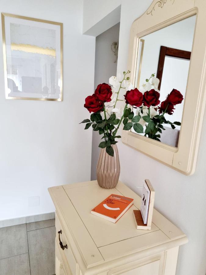 Clasic Apartment Nufarul Oradea Εξωτερικό φωτογραφία